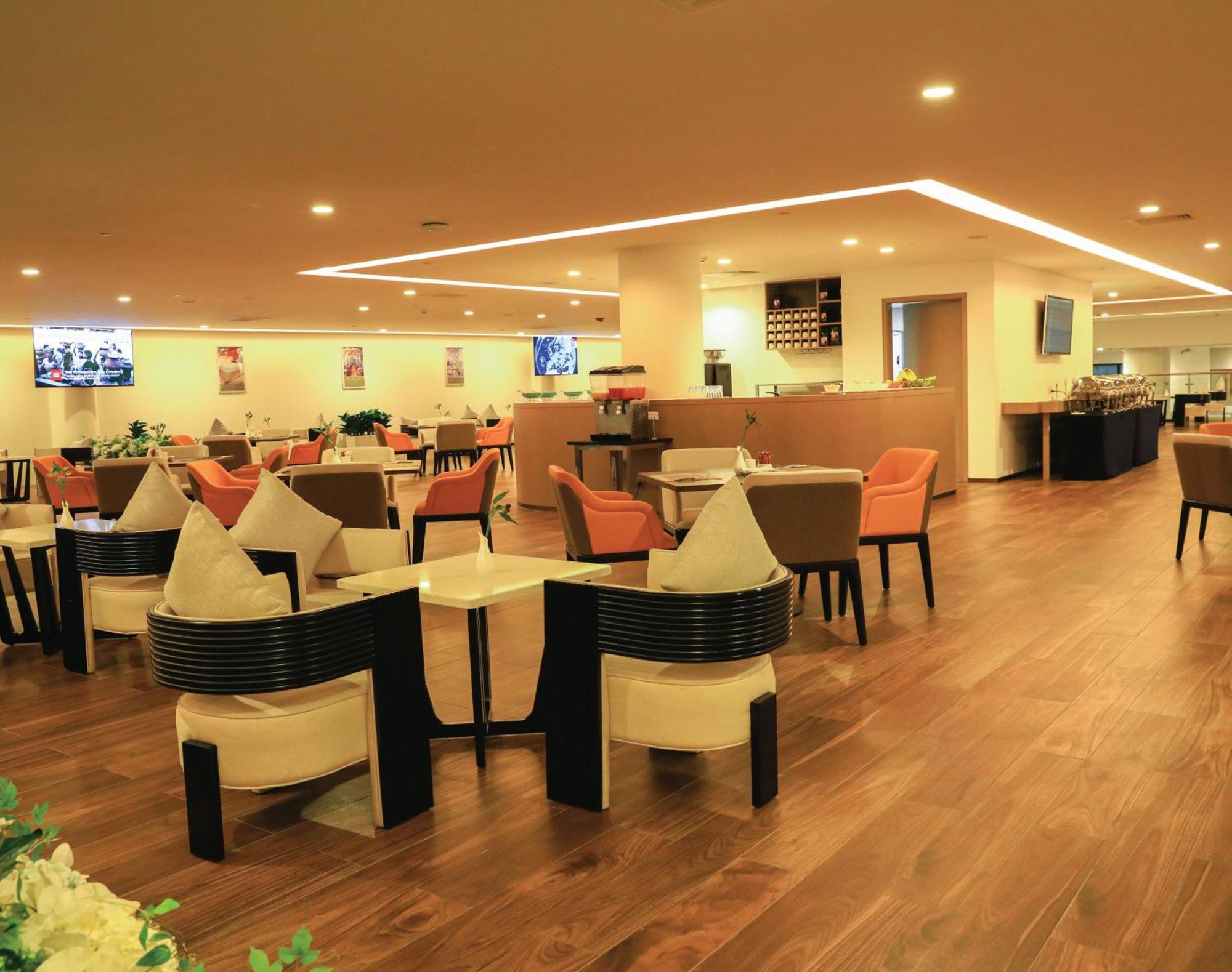 Skylight In-Terminal Hotel Адис Абеба Екстериор снимка